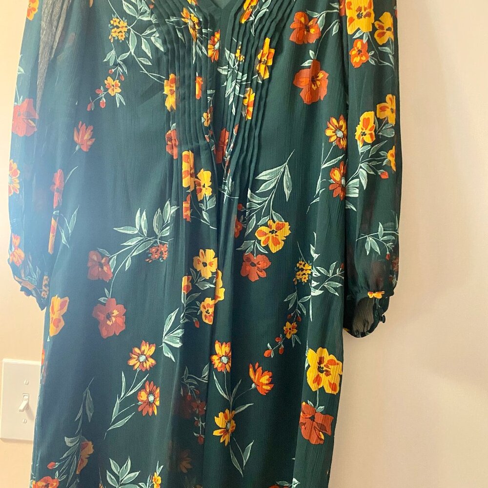 Calvin Klein knee length lightweight lined size 12 dress